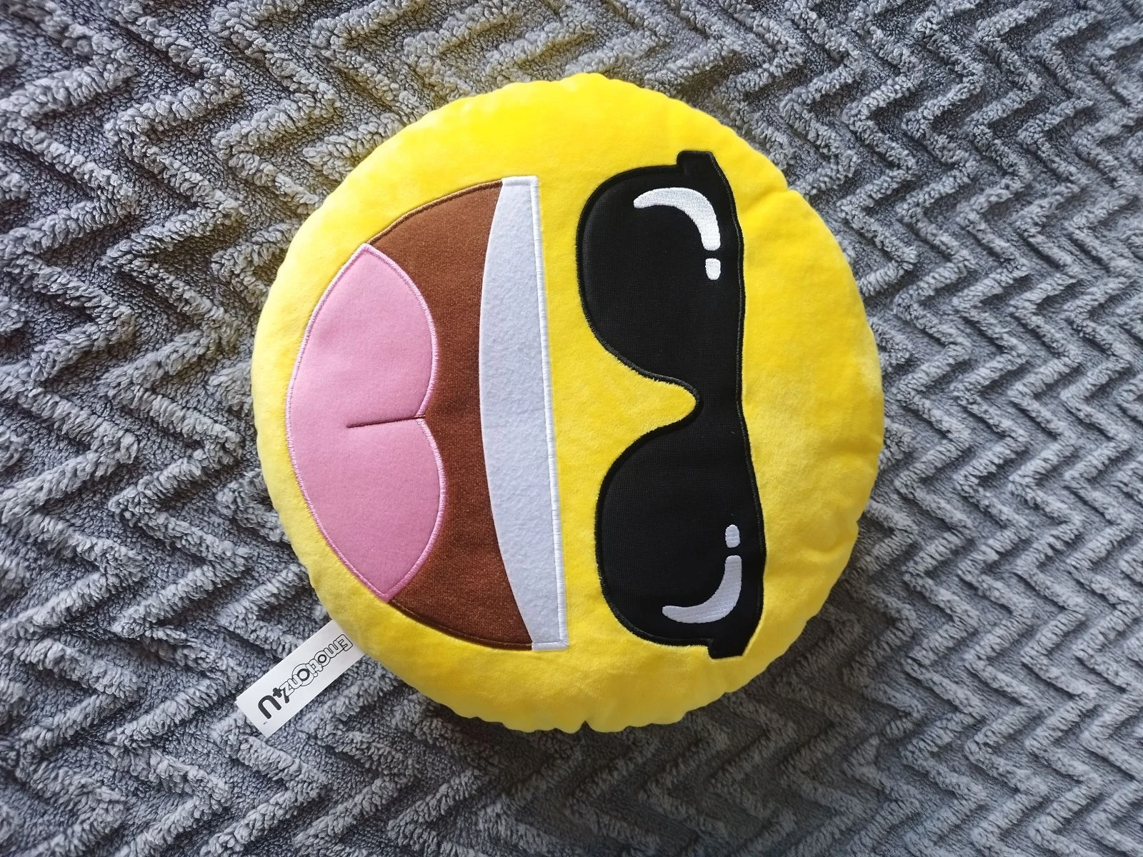 Peluches cojines emojis – photo 3